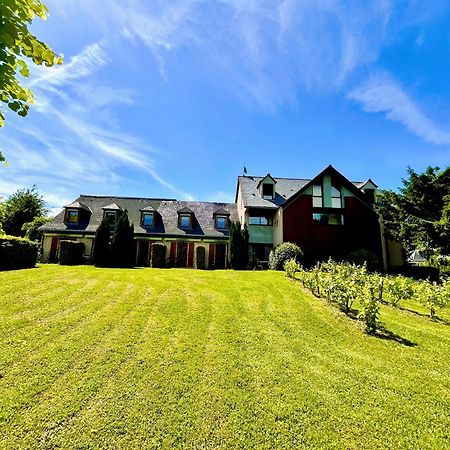 Logis Auberge Du Barrez Mur-de-Barrez Zewnętrze zdjęcie